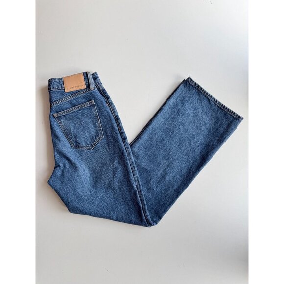 Aritzia DENIM FORUM Farrah Curve Fit High Rise Blue Wide Leg Jeans, Size 25 - Picture 1 of 16
